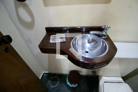 Lavabo de apartamento para alugar com 4 quartos, 115m² em Balneario Cidade Atlantica, Guarujá