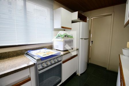 Apartamento para alugar com 115m², 4 quartos e 1 vagaCozinha