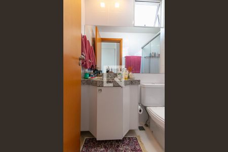 Apartamento à venda com 70m², 2 quartos e 2 vagas Apartamento à venda com 70m², 2 quartos e 2 vagasBanheiro 1