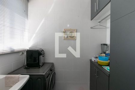 Apartamento à venda com 70m², 2 quartos e 2 vagas Apartamento à venda com 70m², 2 quartos e 2 vagasÁrea de serviço
