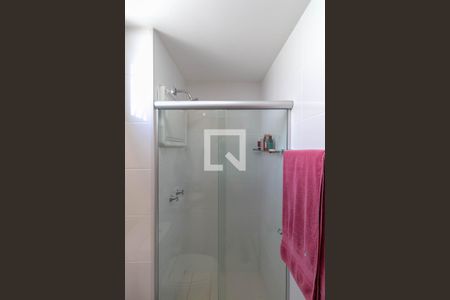 Apartamento à venda com 70m², 2 quartos e 2 vagas Apartamento à venda com 70m², 2 quartos e 2 vagasBanheiro 1