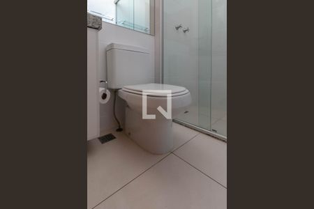 Apartamento à venda com 70m², 2 quartos e 2 vagas Apartamento à venda com 70m², 2 quartos e 2 vagasBanheiro 2