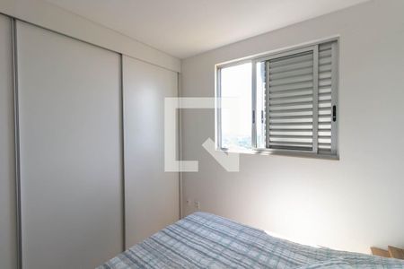 Apartamento à venda com 70m², 2 quartos e 2 vagas Apartamento à venda com 70m², 2 quartos e 2 vagasQuarto 2