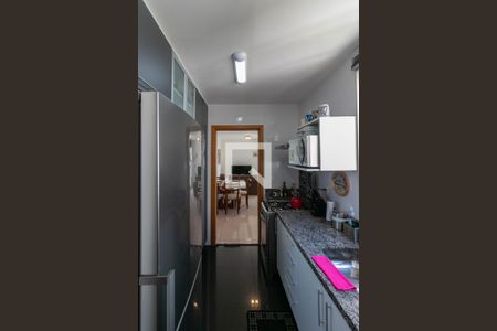 Apartamento à venda com 70m², 2 quartos e 2 vagas Apartamento à venda com 70m², 2 quartos e 2 vagasCozinha