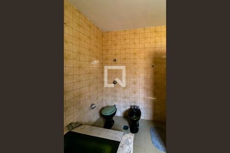 Casa à venda com 540m², 8 quartos e 3 vagas Casa à venda com 540m², 8 quartos e 3 vagasBanheiro