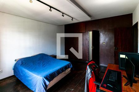 Casa à venda com 540m², 8 quartos e 3 vagas Casa à venda com 540m², 8 quartos e 3 vagasQuarto