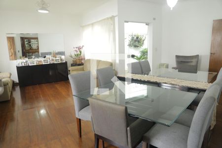 Sala de casa à venda com 5 quartos, 330m² em Mirandópolis, São Paulo