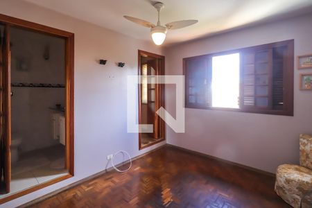 Casa à venda com 167m², 3 quartos e 2 vagas Casa à venda com 167m², 3 quartos e 2 vagasSuíte