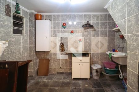 Casa à venda com 167m², 3 quartos e 2 vagas Casa à venda com 167m², 3 quartos e 2 vagasÁrea de Serviço