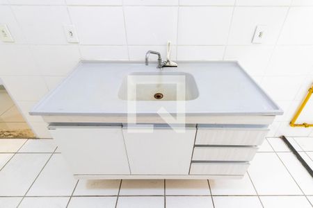Apartamento para alugar com 45m², 2 quartos e 1 vaga Apartamento para alugar com 45m², 2 quartos e 1 vagaCozinha e Área de Serviço