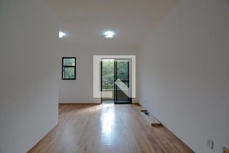 Sala de kitnet/studio para alugar com 2 quartos, 62m² em Jardim Maria Cecilia, São Bernardo do Campo