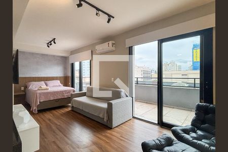 Sala/Quarto de apartamento para alugar com 1 quarto, 57m² em São João, Porto Alegre