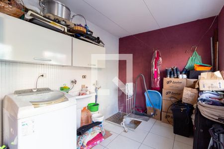 Casa à venda com 320m², 3 quartos e 2 vagas Casa à venda com 320m², 3 quartos e 2 vagasÁrea de Serviço