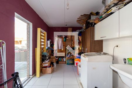 Casa à venda com 320m², 3 quartos e 2 vagas Casa à venda com 320m², 3 quartos e 2 vagasÁrea de Serviço