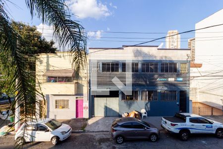 Casa à venda com 320m², 3 quartos e 2 vagas Casa à venda com 320m², 3 quartos e 2 vagasVista - Varanda