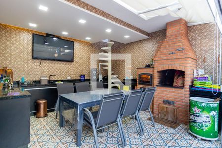 Casa à venda com 320m², 3 quartos e 2 vagas Casa à venda com 320m², 3 quartos e 2 vagasEspaço Gourmet