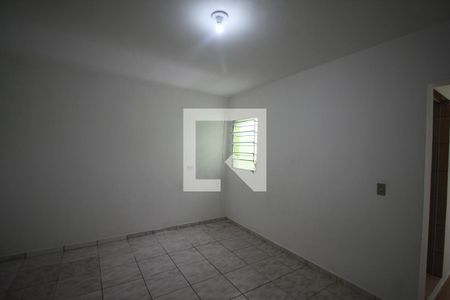 Quarto de casa para alugar com 1 quarto, 40m² em Vila California(zona Sul), São Paulo