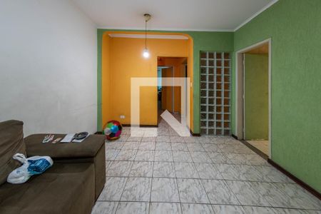 Casa à venda com 3 quartos, 240m² em Vila Cleonice, São Paulo