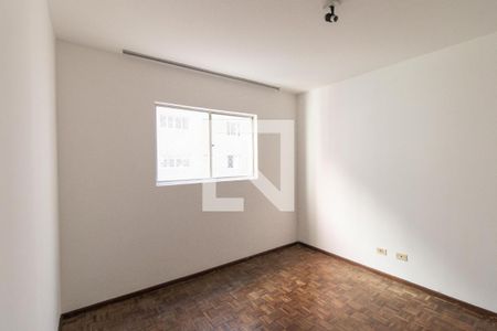 Sala  de apartamento para alugar com 1 quarto, 32m² em Batel, Curitiba