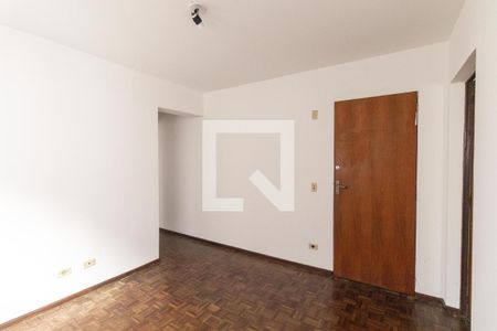 Sala  de apartamento para alugar com 1 quarto, 32m² em Batel, Curitiba