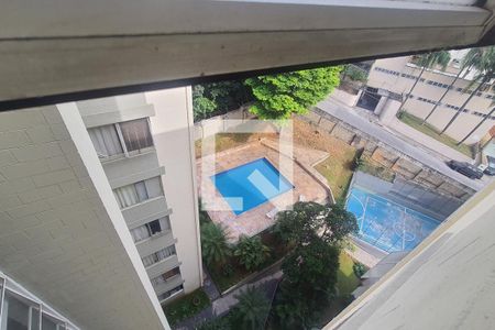 Vista de apartamento à venda com 2 quartos, 50m² em Vila Celeste, São Paulo