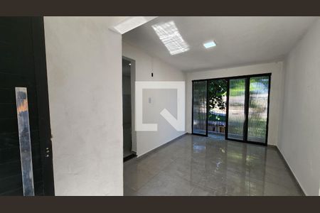 Sala de casa à venda com 3 quartos, 110m² em Jardim Pacaembu, Jundiaí