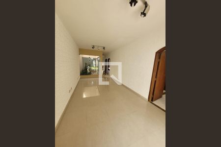Casa à venda com 3 quartos, 229m² em Campestre, Santo André