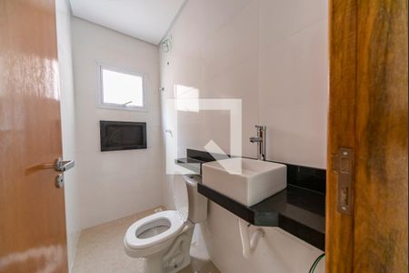 Banheiro Social de casa à venda com 3 quartos, 150m² em Vila Tibiriçá, Santo André