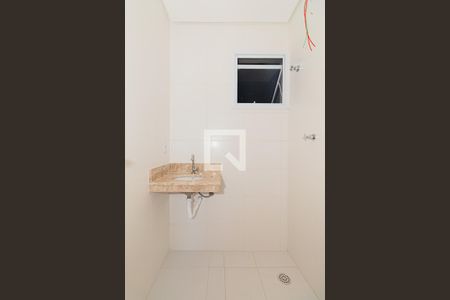 Banheiro de apartamento para alugar com 1 quarto, 32m² em Vila Nova Mazzei, São Paulo