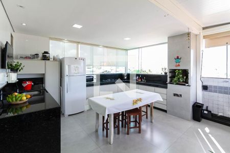 Apartamento à venda com 101m², 3 quartos e 1 vaga Apartamento à venda com 101m², 3 quartos e 1 vagaCobertura