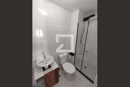 Banheiro de apartamento para alugar com 1 quarto, 24m² em Água Branca, São Paulo