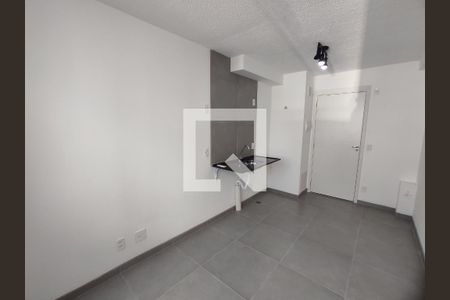 Sala / Cozinha de apartamento para alugar com 1 quarto, 24m² em Água Branca, São Paulo