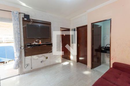 Sala de casa à venda com 3 quartos, 72m² em Cidade Antônio Estêvão de Carvalho, São Paulo