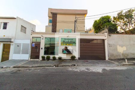 Apartamento para alugar com 42m², 2 quartos e 1 vaga Apartamento para alugar com 42m², 2 quartos e 1 vagaFachada