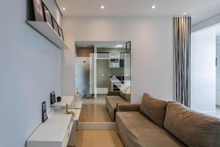 Sala de Estar de apartamento para alugar com 1 quarto, 43m² em Loteamento Mogilar, Mogi das Cruzes