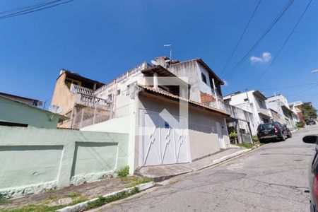 Casa para alugar com 125m², 3 quartos e 3 vagasFachada