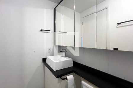 Banheiro de apartamento à venda com 1 quarto, 23m² em Sé, São Paulo