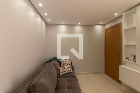 Sala de apartamento para alugar com 2 quartos, 51m² em Pinheirinho, Curitiba