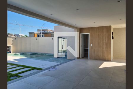 Casa de condomínio à venda com 450m², 4 quartos e 2 vagas Casa de condomínio à venda com 450m², 4 quartos e 2 vagasVaranda gourmet