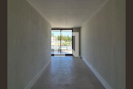 Casa de condomínio à venda com 450m², 4 quartos e 2 vagas Casa de condomínio à venda com 450m², 4 quartos e 2 vagasSuite 1