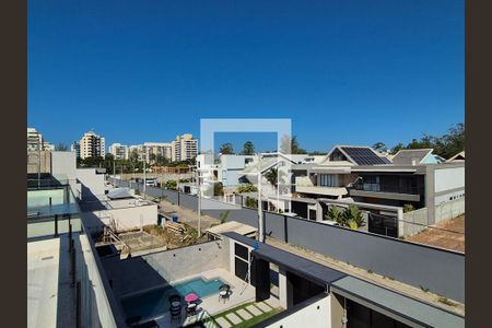 Casa de condomínio à venda com 450m², 4 quartos e 2 vagas Casa de condomínio à venda com 450m², 4 quartos e 2 vagasVaranda 2