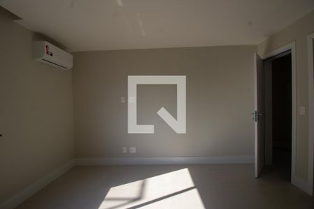 Suíte 1 de casa de condomínio à venda com 4 quartos, 450m² em Recreio dos Bandeirantes, Rio de Janeiro
