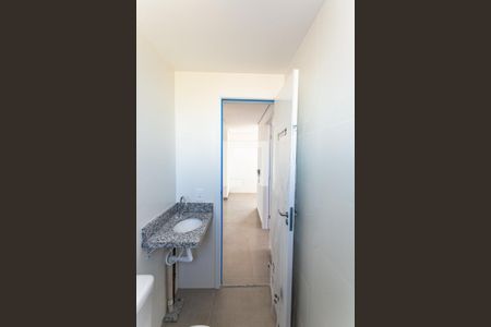 Apartamento à venda com 51m², 2 quartos e 1 vaga Apartamento à venda com 51m², 2 quartos e 1 vagaBanheiro Social