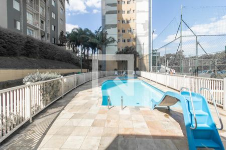 Apartamento à venda com 130m², 3 quartos e 1 vagaÁrea comum - Piscina