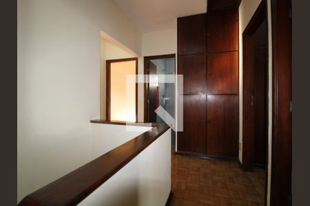 Hall de casa para alugar com 6 quartos, 307m² em Jardim Guanca, São Paulo