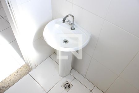 Lavabo de casa para alugar com 3 quartos, 125m² em Vila Cascatinha, São Vicente