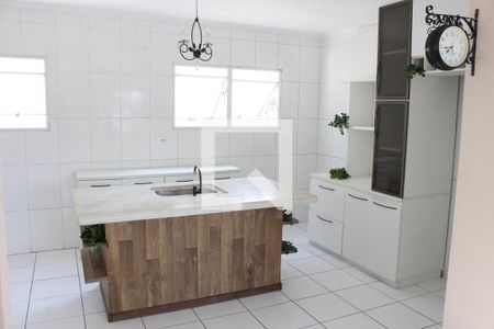 Cozinha de casa para alugar com 3 quartos, 125m² em Vila Cascatinha, São Vicente