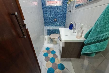 Casa à venda com 105m², 2 quartos e 2 vagasLavabo