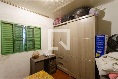 Quarto 1 de casa à venda com 2 quartos, 75m² em São José, Porto Alegre