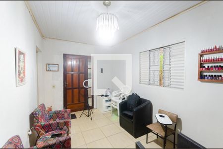Sala de casa à venda com 2 quartos, 75m² em São José, Porto Alegre